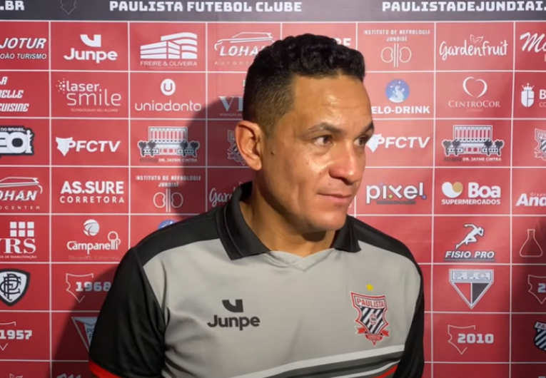 imagem da materia: Fausto vê evolução do elenco após empate com Rio Branco