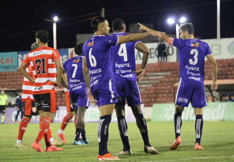 imagem da materia: Monte Azul embala na Copa Paulista e vive sequência invicta