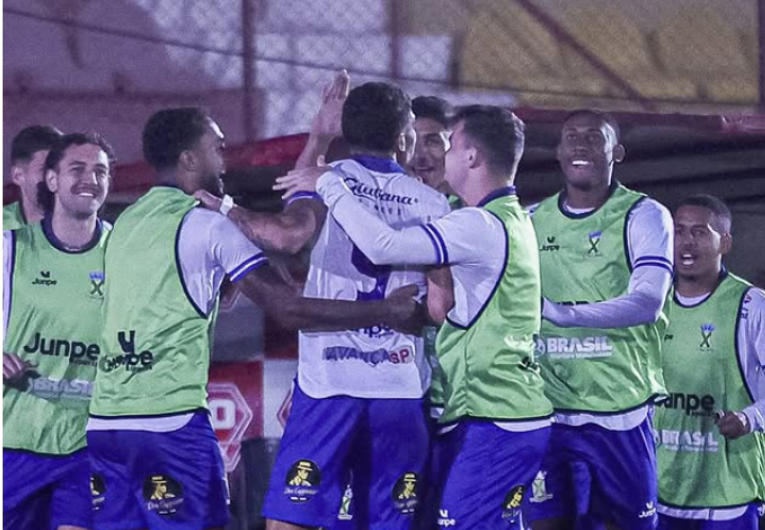 imagem da materia: Santo André vence a primeira na estreia de Renato Peixe