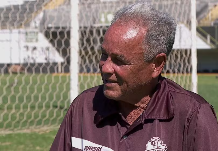 imagem da materia: Roberval vê Comercial estudado e pede resposta em campo