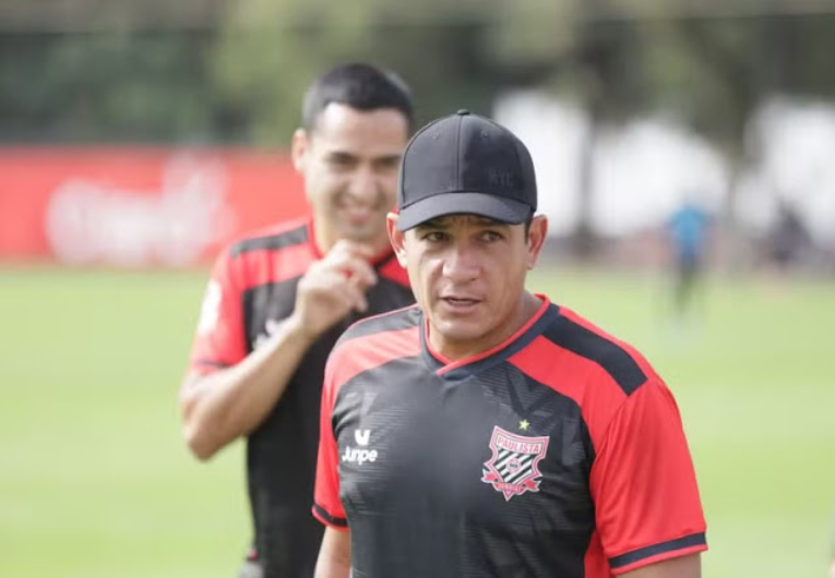 imagem da materia: Fausto Dias projeta duelo decisivo e comemora marca especial