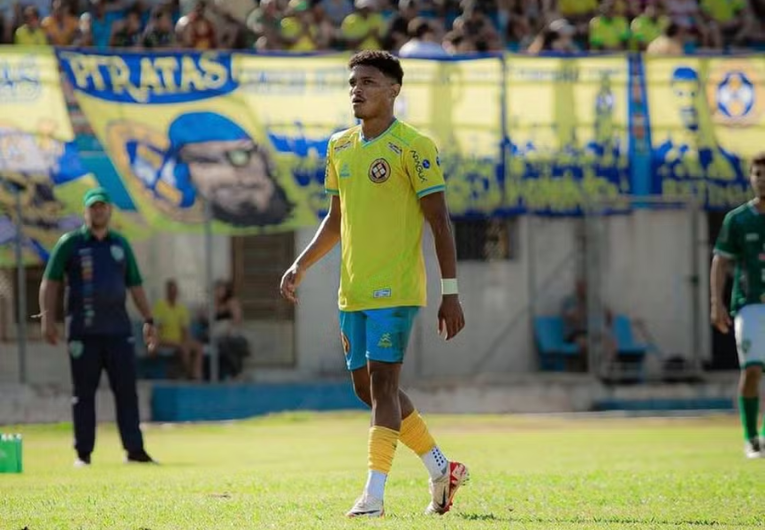 imagem da materia: Araçatuba anuncia saída de três jogadores do elenco