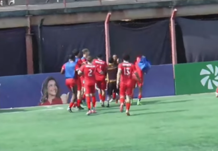 imagem da materia: Batatais vence AD Guarulhos e lidera grupo na Bezinha