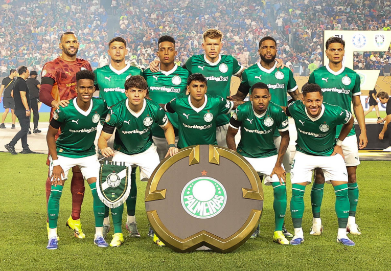 imagem da materia: Veja quanto o Palmeiras faturou na Copa do Mundo