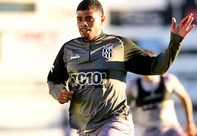 imagem da materia: Luiz Felipe sobre torcida: “Não pode ser um bicho-papão”