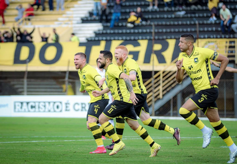 imagem da materia: São Bernardo emplaca sequência invicta na Série C