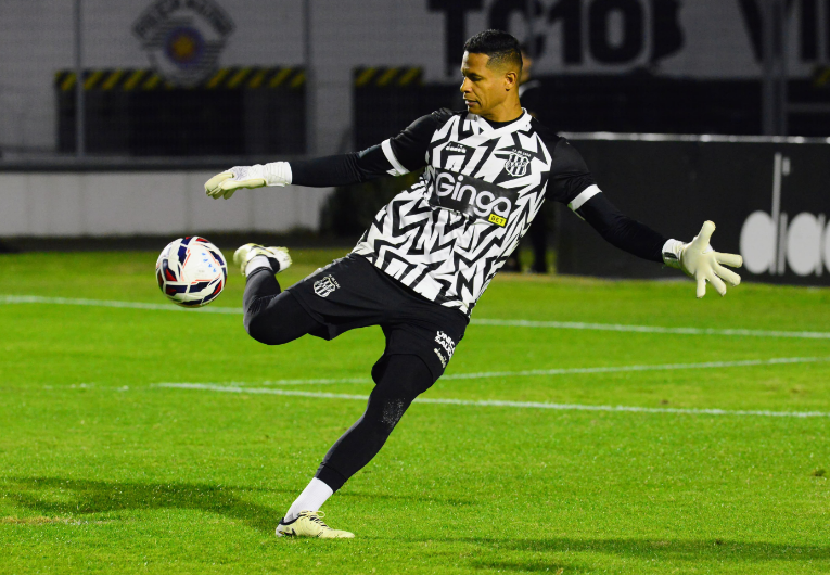 imagem da materia: Diogo Silva desfalca a Ponte Preta no confronto com o Caxias