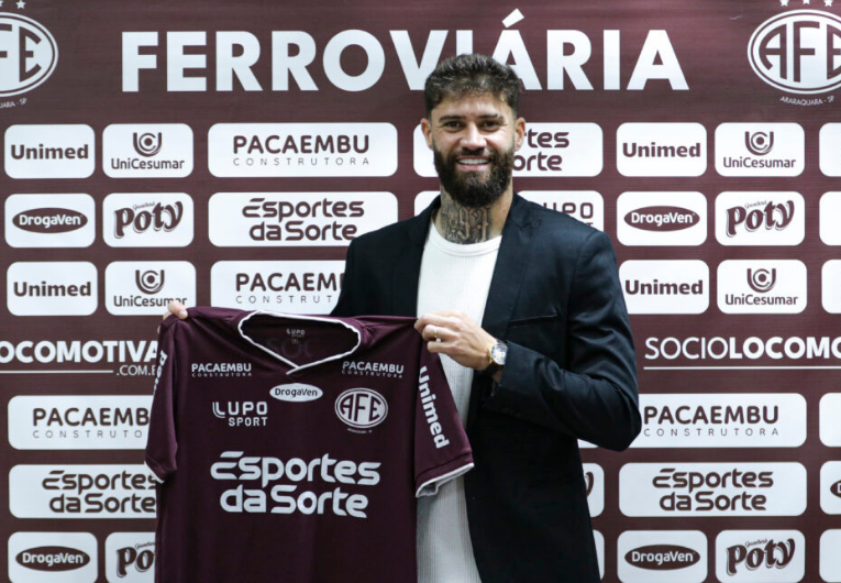 imagem da materia: Fabrício Daniel retorna à Ferroviária até o fim da Série B