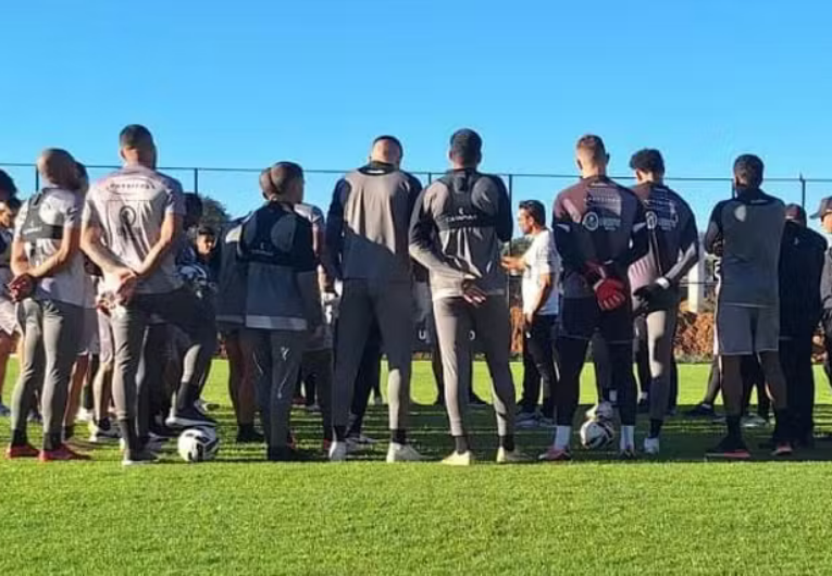 imagem da materia: Ponte Preta inicia preparação para o dérbi