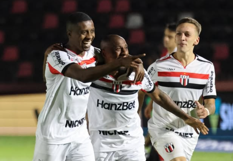 imagem da materia: Botafogo-SP busca a terceira vitória seguida na Série B