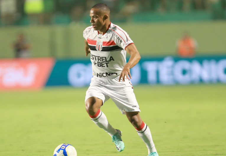 imagem da materia: Robinho tem lesão confirmada e desfalca o Botafogo-SP
