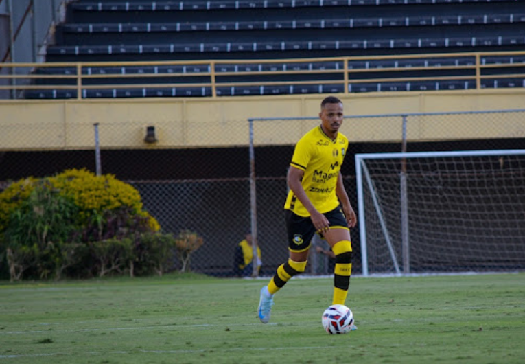 imagem da materia: Romisson projeta duelo contra o Botafogo-PB