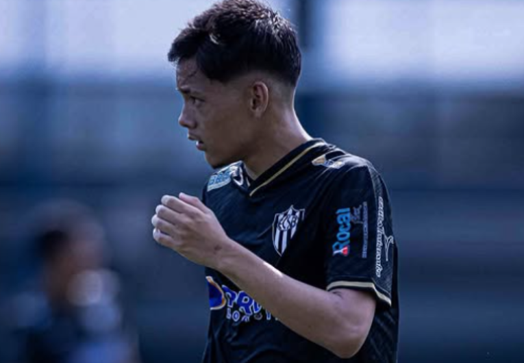 imagem da materia: EC São Bernardo empresta jovem Caio Makoto ao Coimbra