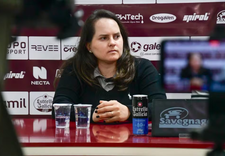 imagem da materia: Nuty Silveira, explica mudança no comando técnico da equipe