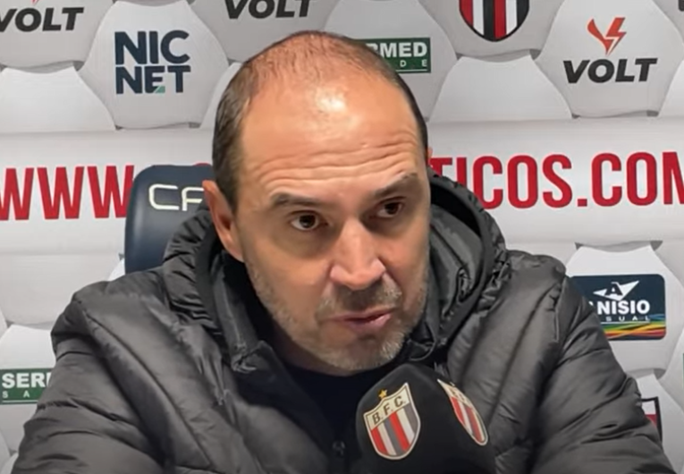 imagem da materia: Após goleada, Allan Aal revela: