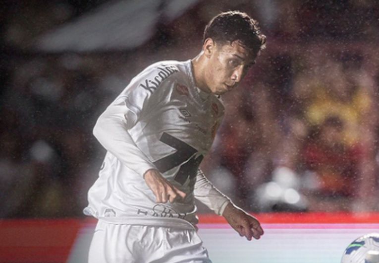 imagem da materia: Santos pressiona até o fim e arranca empate do Sport