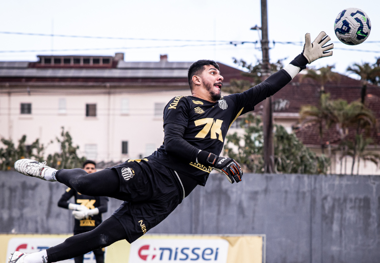 imagem da materia: Santos avalia proposta de time da Turquia por João Paulo