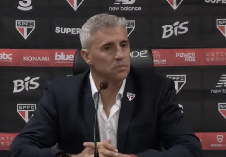 imagem da materia: Crespo valoriza reação do São Paulo contra o Sport