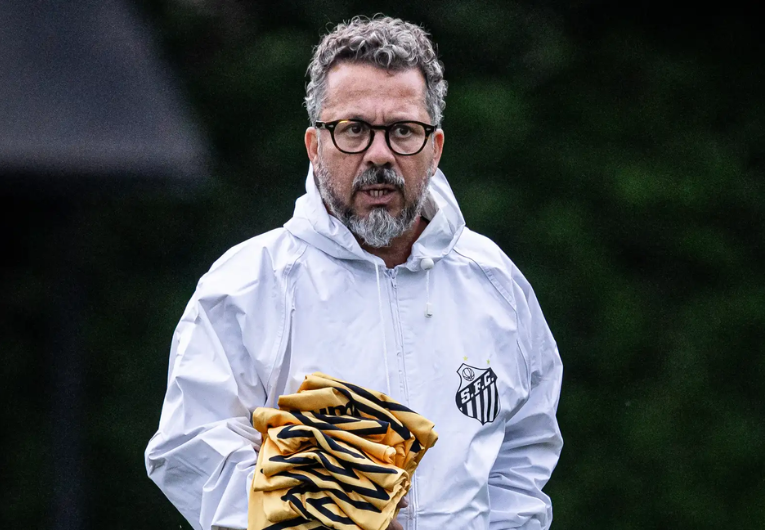 imagem da materia: Cleber Xavier ganha fôlego no Santos