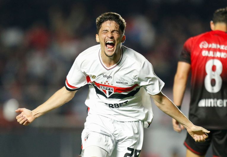 imagem da materia: Pablo Maia comemora boa atuação pelo São Paulo