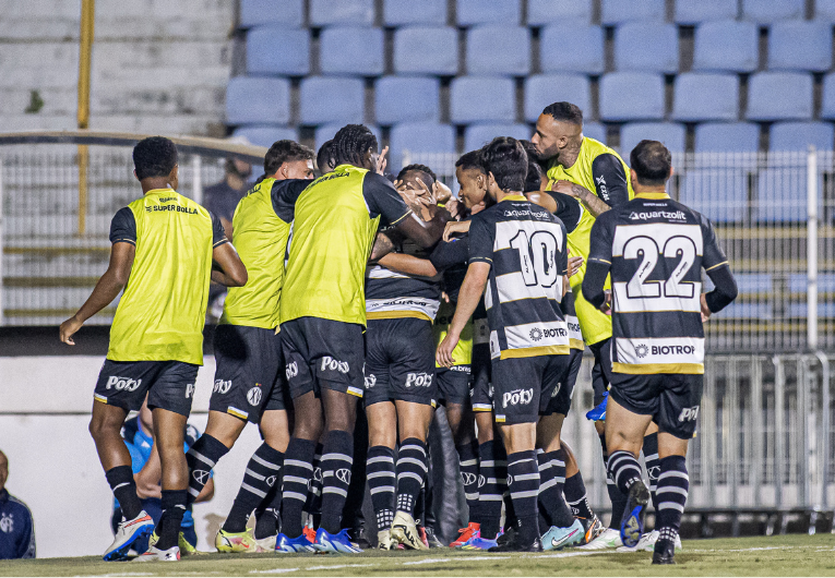 imagem da materia: No aniversário de Piracicaba, XV vence Guarani e vira líder