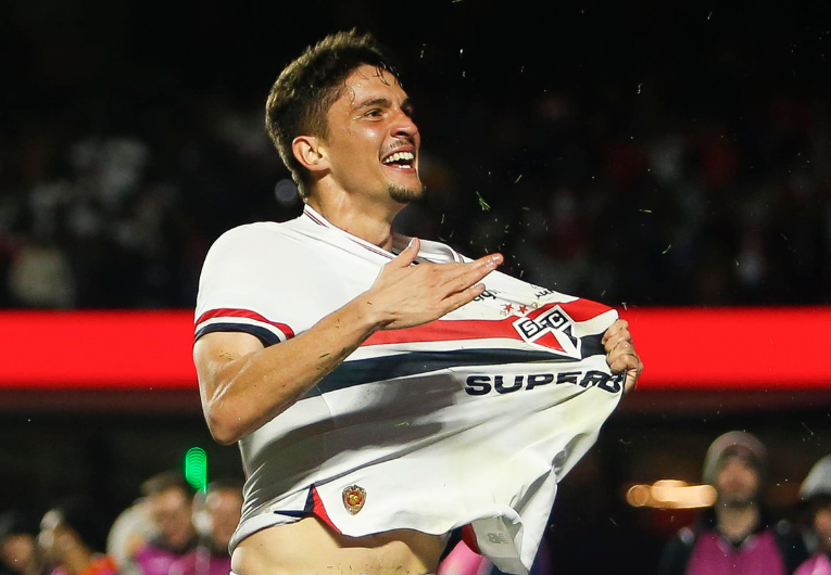 imagem da materia: Pablo Maia volta a disputar titularidade no São Paulo