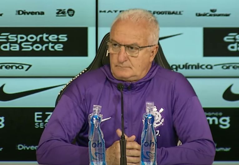 imagem da materia: “Manteria as decisões que tivemos”, diz Dorival Jr.