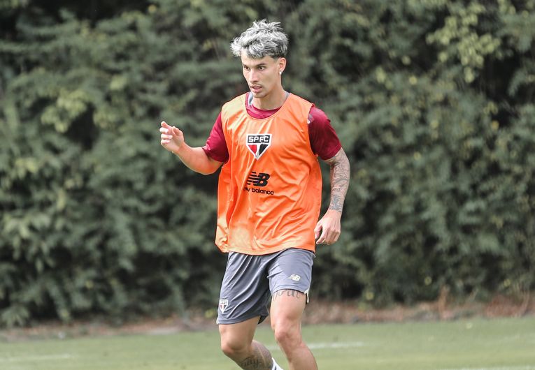 imagem da materia: São Paulo se reapresenta após vitória no Sul