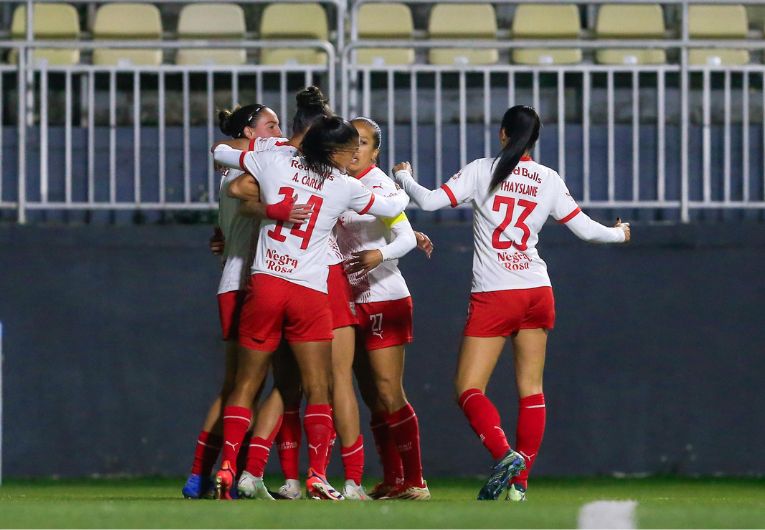 imagem da materia: Bragantino avança na Copa do Brasil Feminina