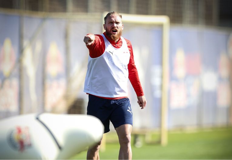 imagem da materia: Bragantino volta aos trabalhos após eliminação