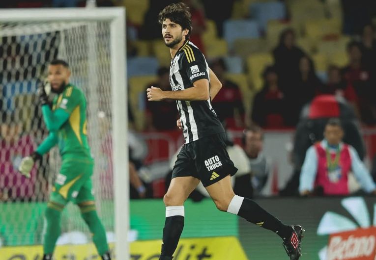 imagem da materia: São Paulo negocia a contratação de Igor Rabello
