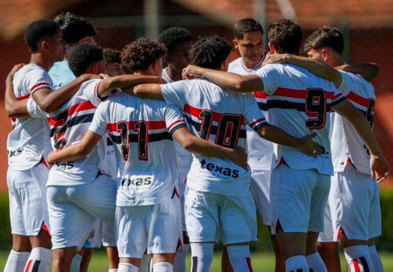 imagem da materia: São Paulo tropeça no Brasileirão Sub-17