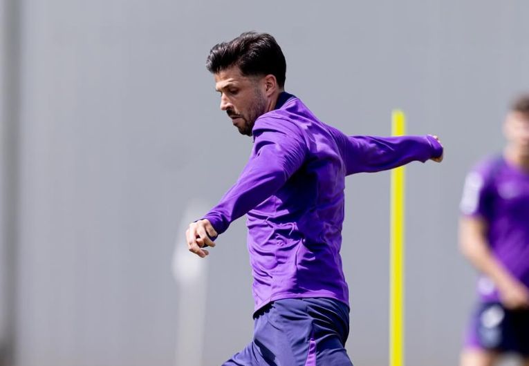 imagem da materia: Sem espaço, Héctor Hernández deve estar de saída do Timão