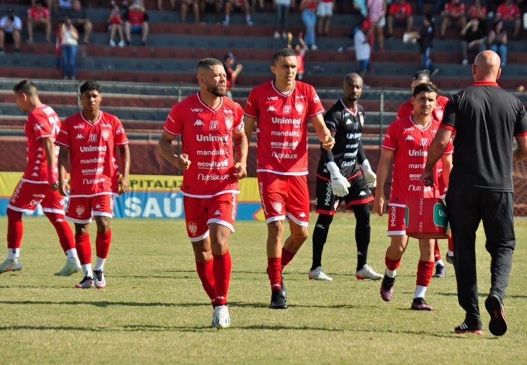 imagem da materia: Noroeste volta a enfrentar o União São João após 13 anos