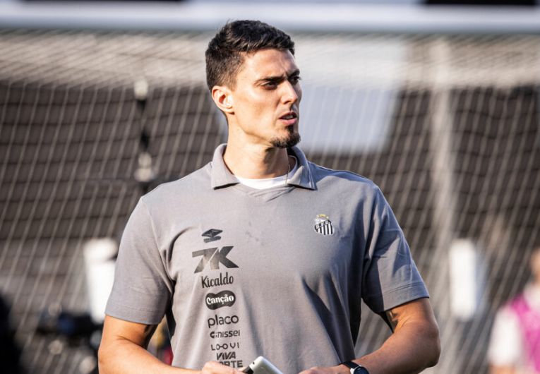 imagem da materia: Santos anuncia reformulação do departamento de futebol