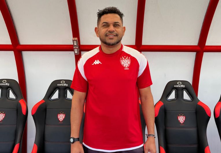 imagem da materia: Noroeste apresenta novo treinador de goleiros