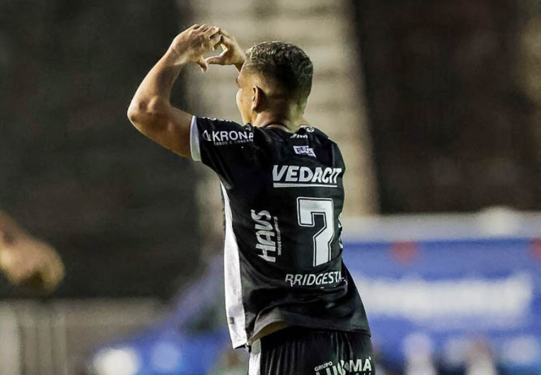 imagem da materia: Ano de superação? Inter briga por dois títulos em 2025