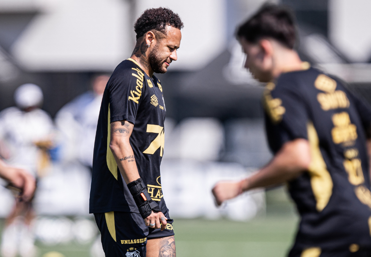 imagem da materia: Neymar deve desfalcar Santos e Seleção Brasileira