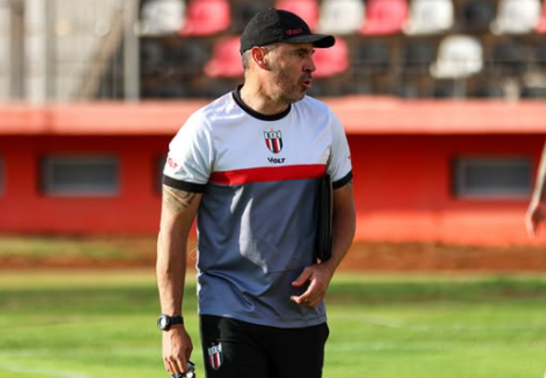 imagem da materia: Botafogo-SP vai a Goiânia com retornos contra o líder Goiás