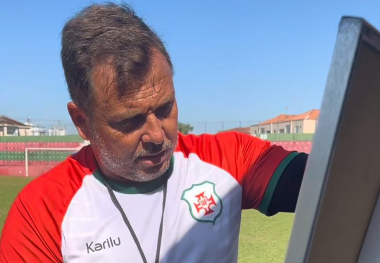imagem da materia: Alex Alves projeta mudanças caso a Briosa avance de fase