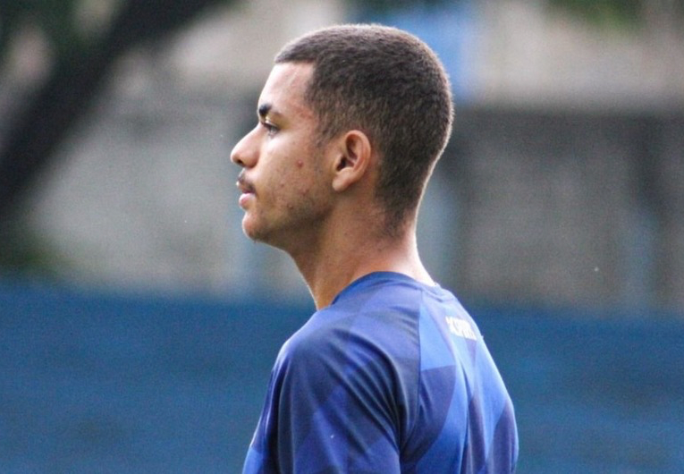 imagem da materia: Taubaté contesta venda de Vitor Sapata e cobra Botafogo