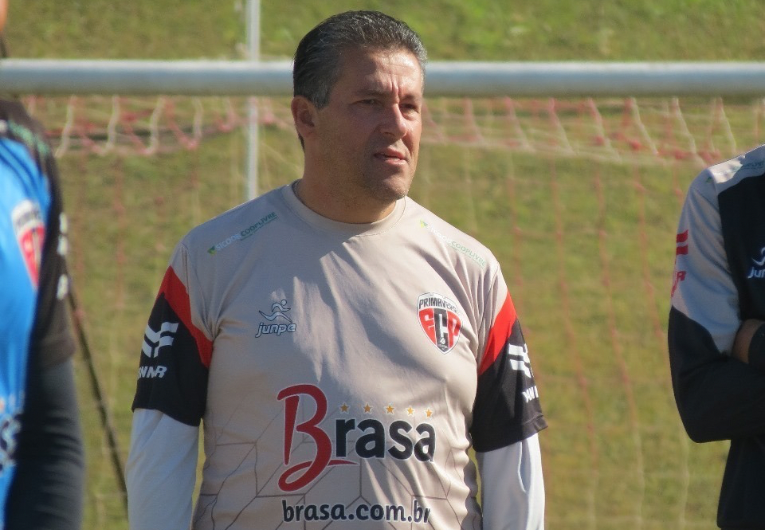 imagem da materia: Marchiori pede mudança de postura para duelo em Sorocaba