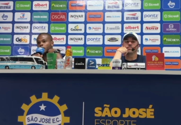 imagem da materia: Vinicius Tanque comemora sequência e vibra com gol