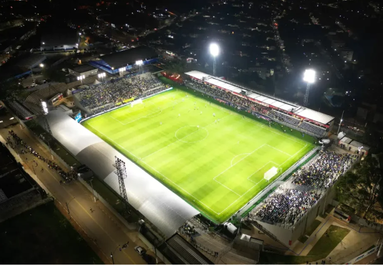 imagem da materia: RB Bragantino x Internacional: onde assistir e escalações
