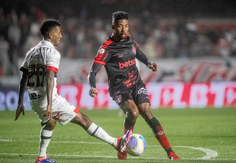 imagem da materia: São Paulo tem bom histórico recente contra o Vitória
