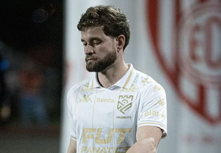imagem da materia: Pedrinho exalta invencibilidade do Grêmio Prudente na Copa
