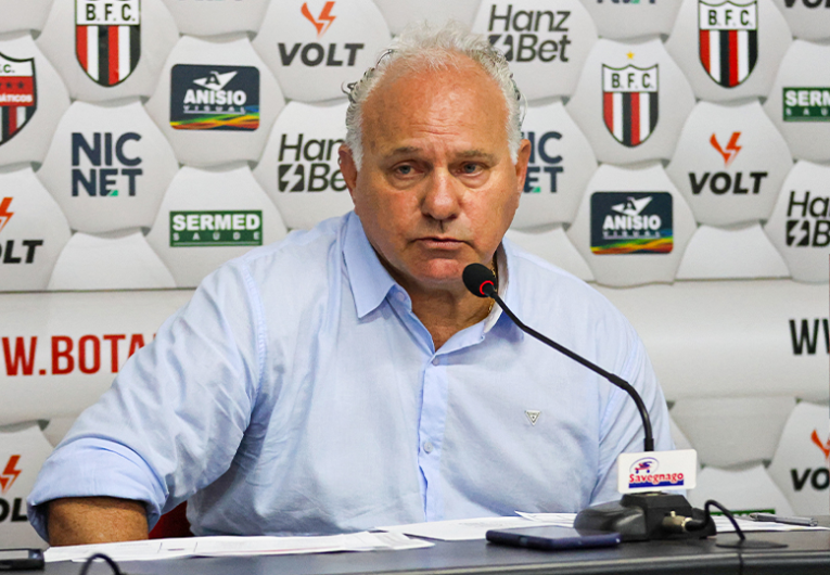 imagem da materia: Executivo do Botafogo-SP defende planejamento pós-eliminação
