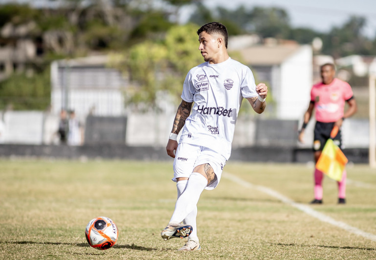 imagem da materia: Comercial terá retorno de Carlos Bajé para decisão com Inter