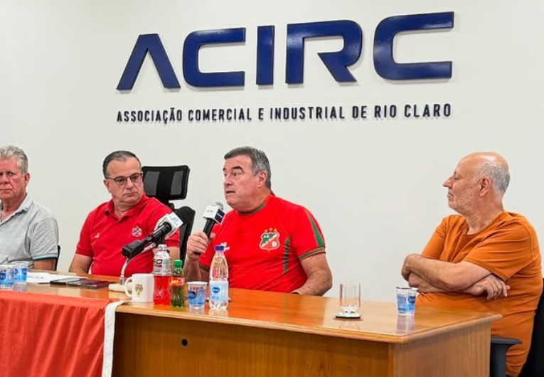 imagem da materia: Pintado comenta sobre montagem de novo elenco no Velo Clube