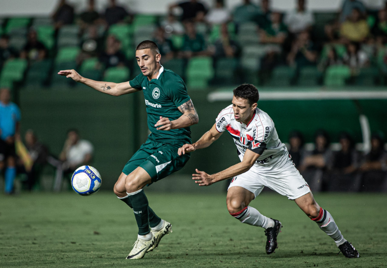 imagem da materia: Confira o retrospecto entre Botafogo-SP e Goiás